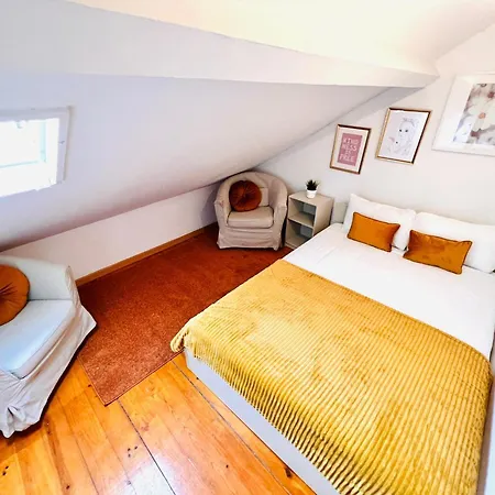 Hostel Centre Of Lisbon, Ideal For Tourists *